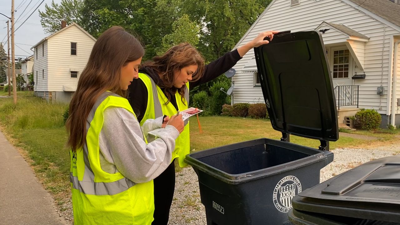 Recycling inspectors crack down in Akron