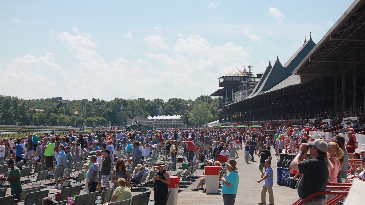 saratoga race course grandstand