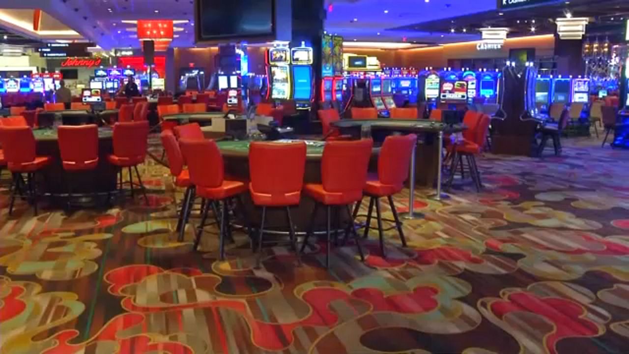 Employee at Rivers Casino Tests Positive for COVID19
