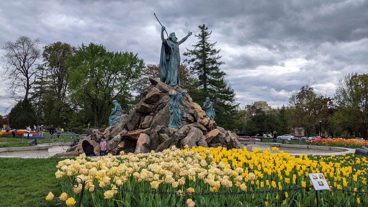 2022 Albany Tulip Festival lineup announced