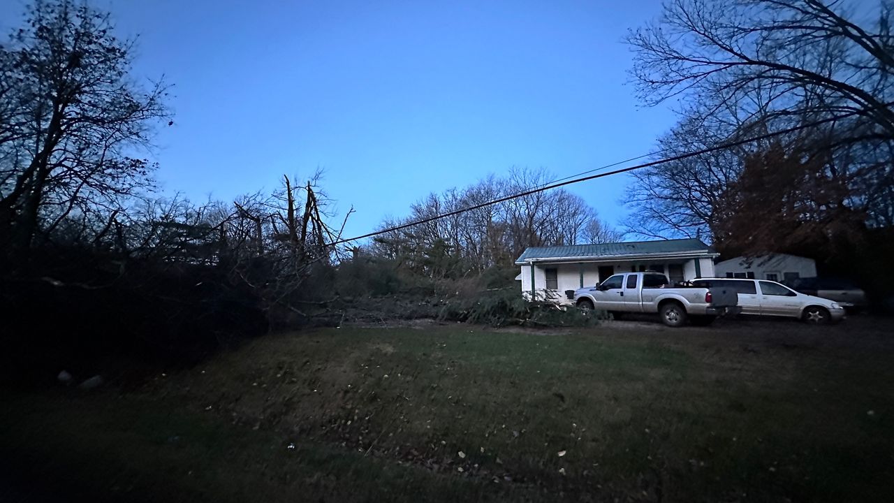 6 dead, nearly 2 dozen injured after severe storms tear through central Tennessee