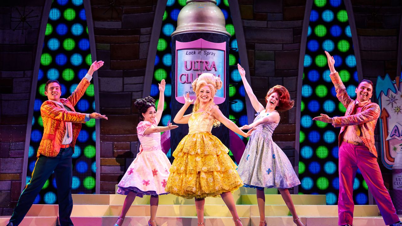'Run and Tell That' 'Hairspray' is headed to Milwaukee