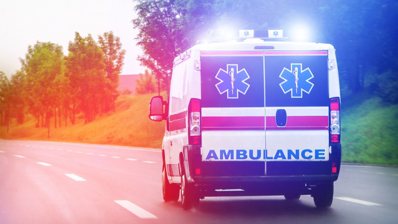 1 dead after 2car crash in Utica Friday night