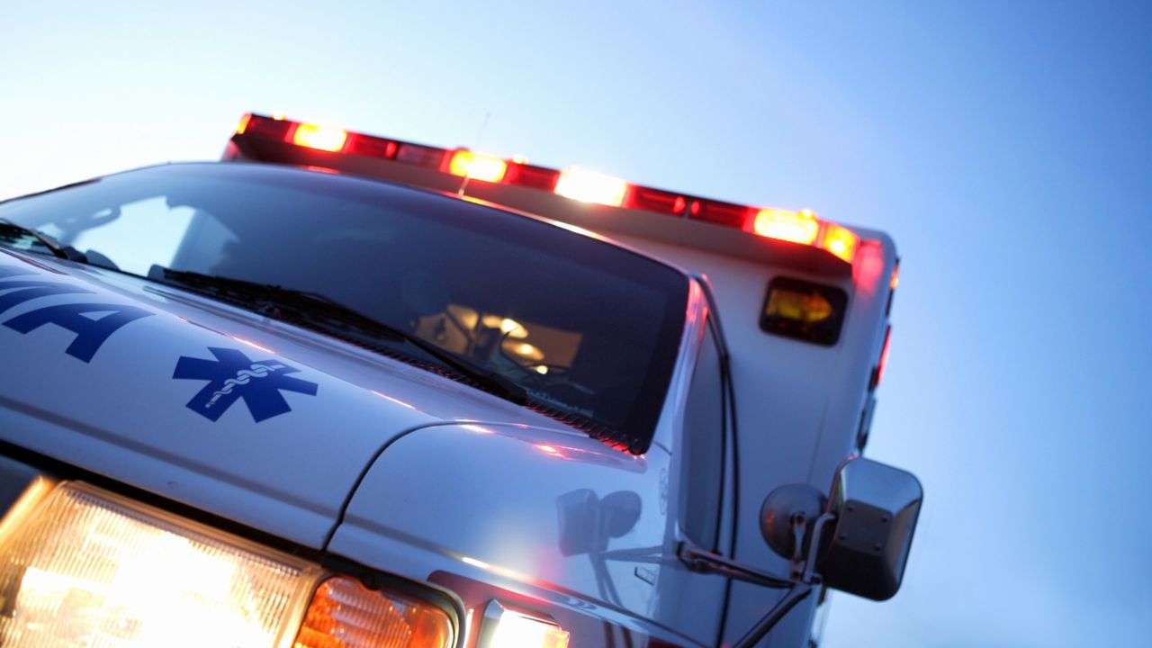 1 Dead in Single-Car Crash in Yates County 