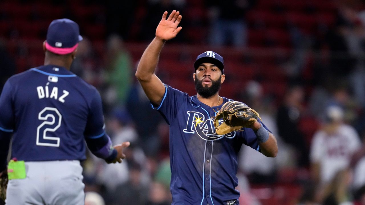 Rosario drives in three, Rays beat Red Sox 5-3