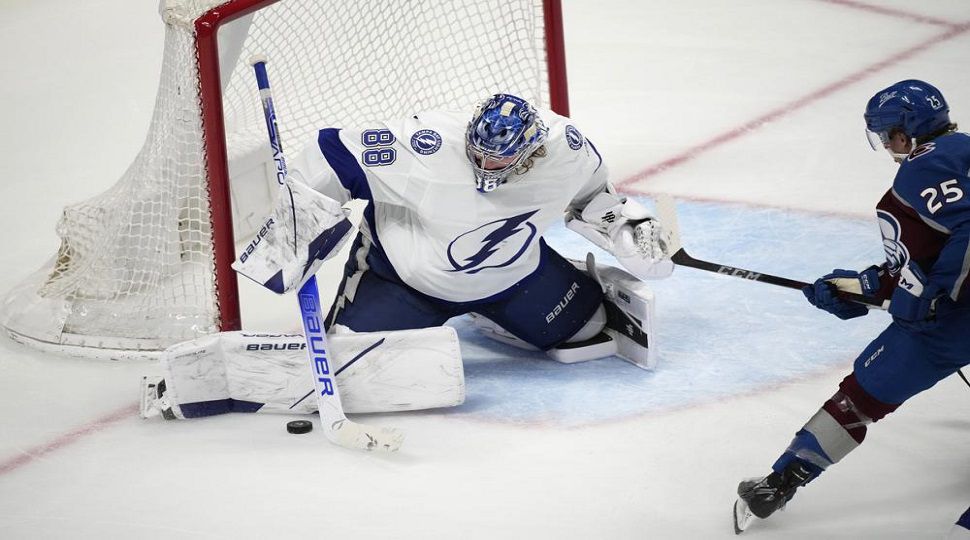 Lightning Comeback Falls Short Vs Avalanche 3 2 