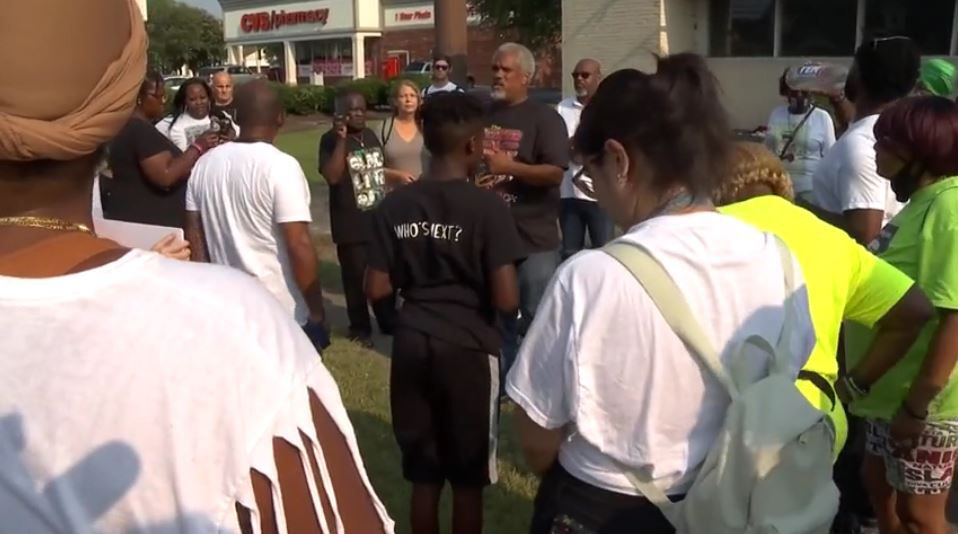 protesters marching for Andrew Brown Jr.