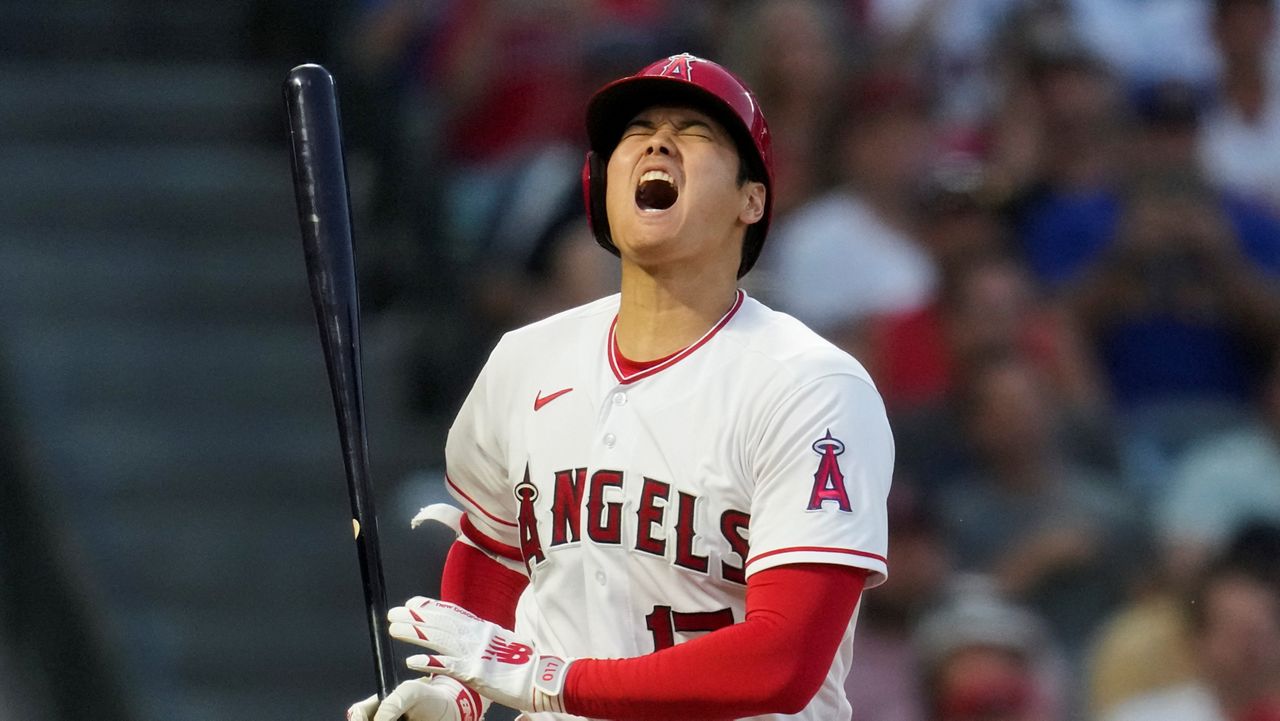 Angels take a 2-1 win over the Astros
