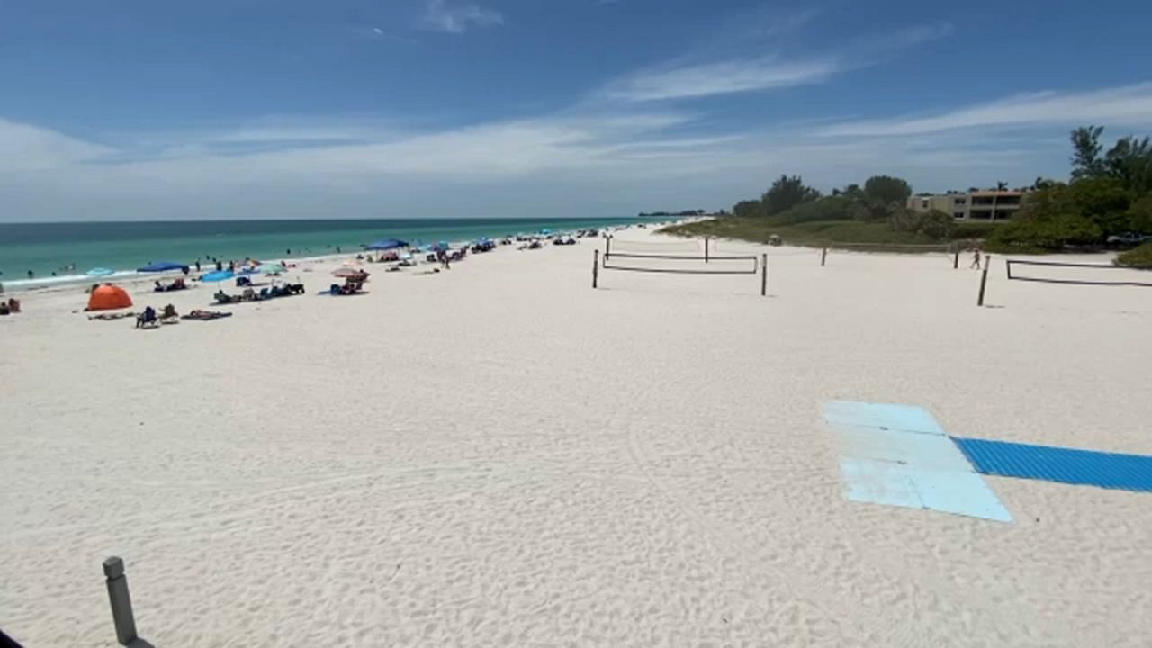 Parking garage proposal sparks petition on Anna Maria Island