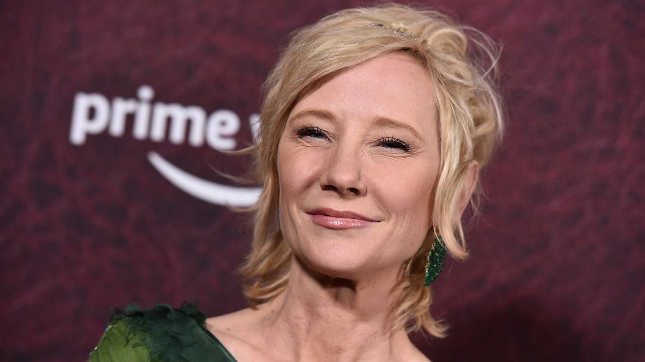 Anne Heche on life support, survival of crash ‘not expected’