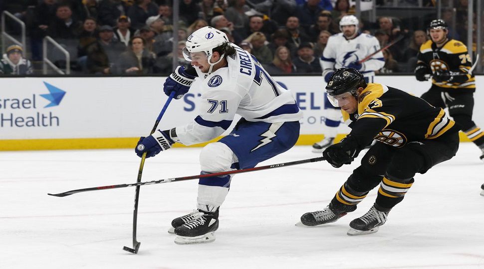 Red Wings beat Bruins 5-3, a day after losing to NHL's best