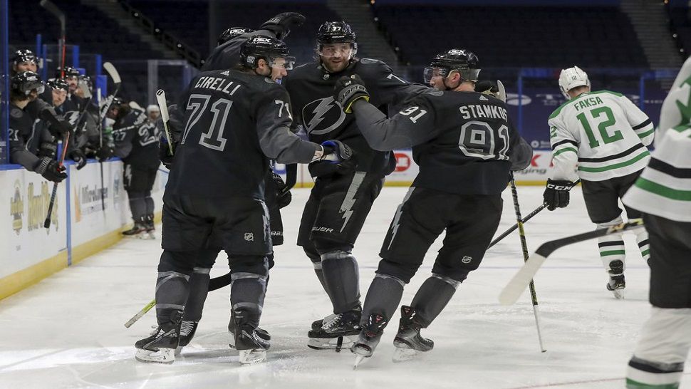 Stamkos returns, Vasilevskiy targeting early-December return for Lightning