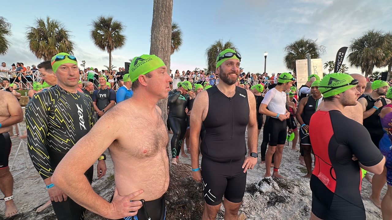 Man participates in St. Anthony's Triathlon after losing 160lbs