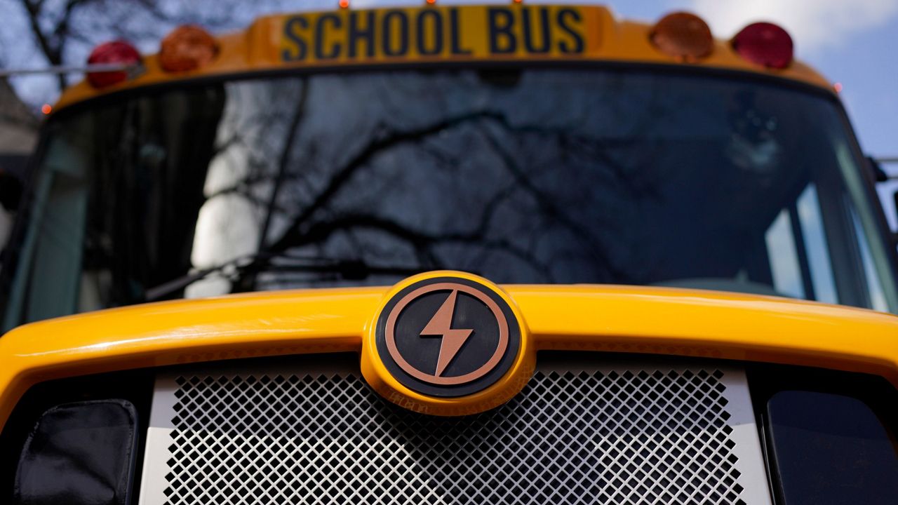 electric school bus