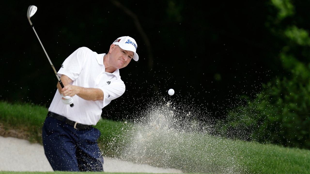 Steve Flesch shoots 65, takes Champions lead in Wisconsin