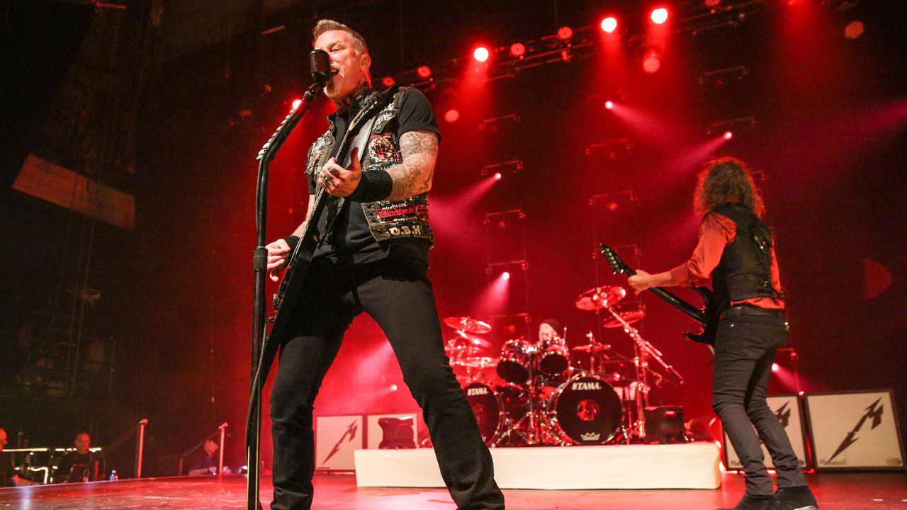 Metallica, Texas Rangers both playing in Arlington