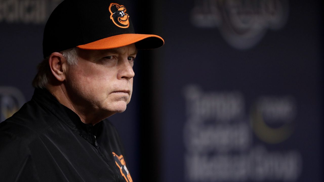 Buck Showalter becomes fifth manager to run both Yankees and Mets
