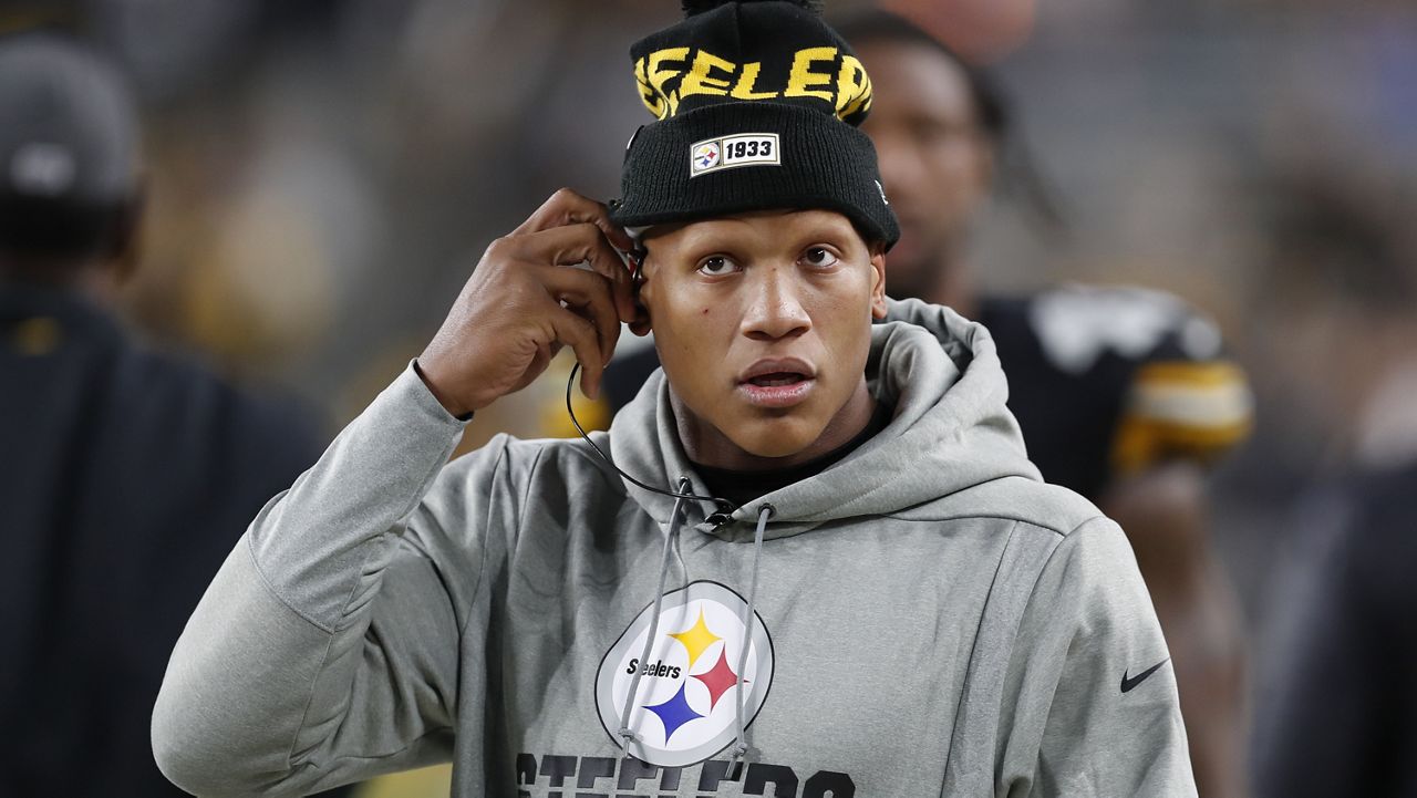 Steelers' Ryan Shazier retires from NFL after severe spinal injury