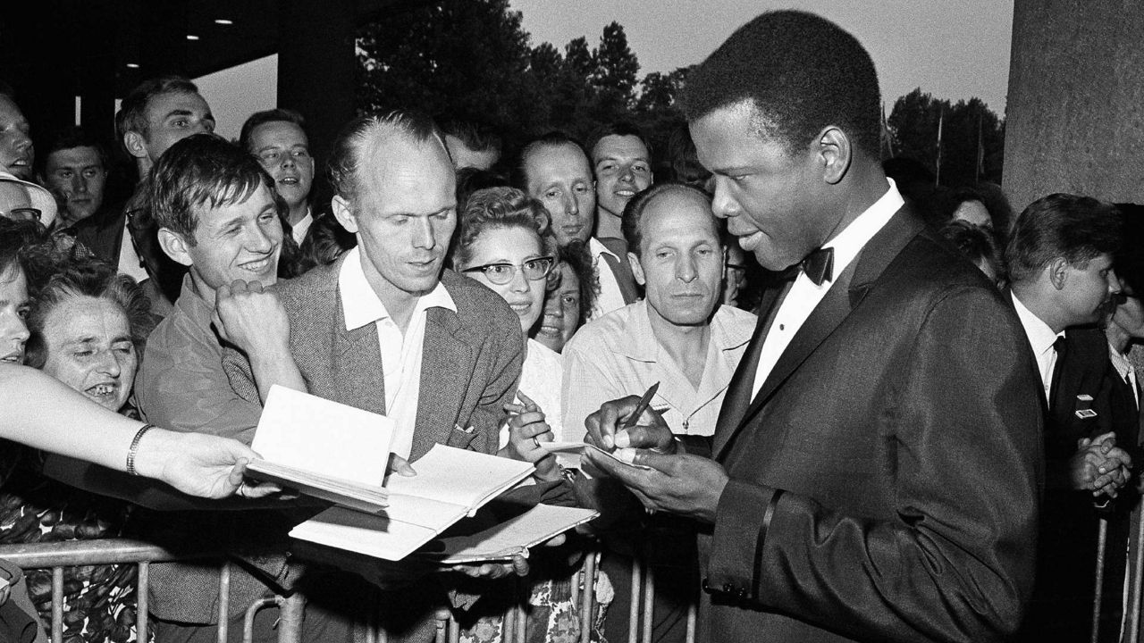 Icon Sydney Poitier remembered by fellow actor