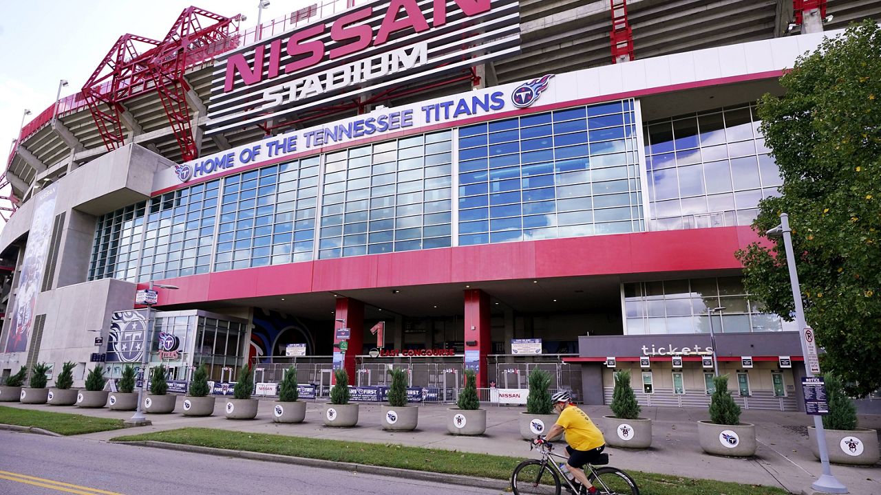 NFL postpones Pittsburgh-Tennessee game after 9 in Titans organization test  positive for COVID-19