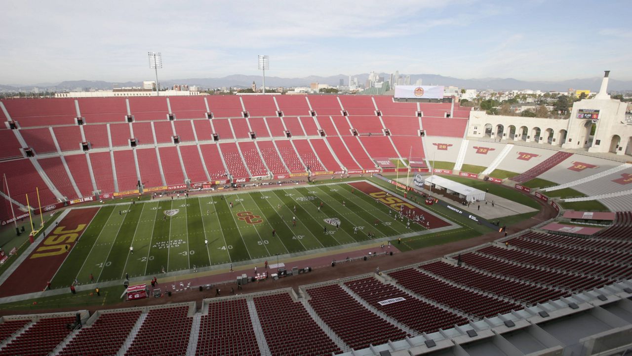 Overall view of the Los Angeles Coliseum before an NCAA college football game between Southern California and Washington State in Los Angeles, Sunday, Dec. 6, 2020. (AP Photo/Alex Gallardo)