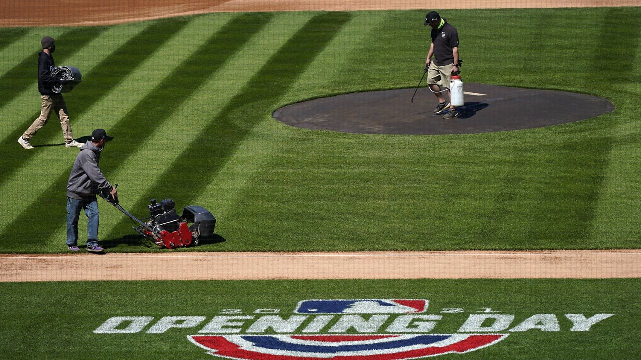 Guests no longer required to wear masks at Comerica Park