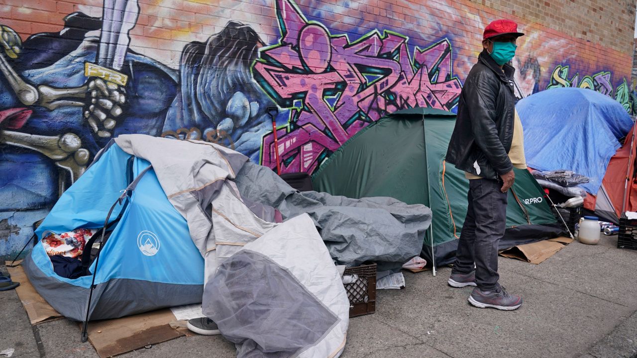 De Blasio wants homeless New Yorkers to be moved from hotels to shelters