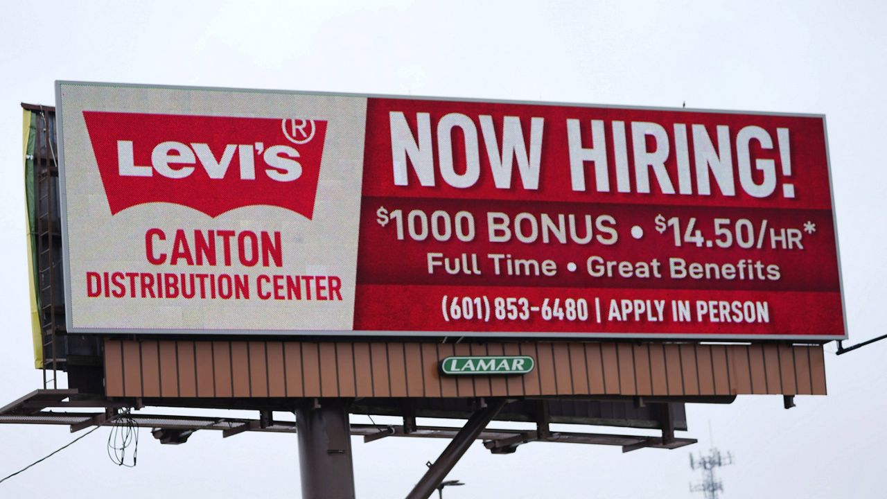 Outdoor Billboard Advertising Tips For Recruiting And Hiring