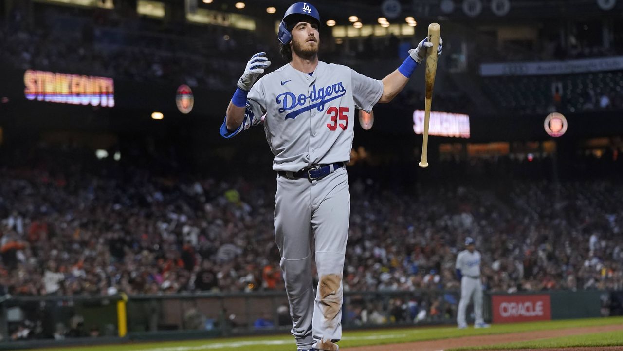 SAN FRANCISCO, CA - JULY 27: Los Angeles Dodgers center fielder