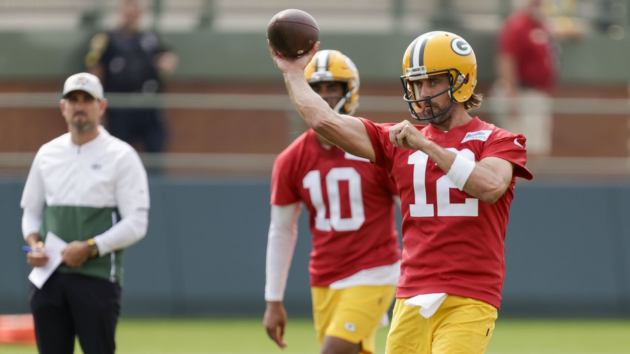 Love connects with Watson on TD pass as Packers close preseason with 19-15  victory over Seahawks