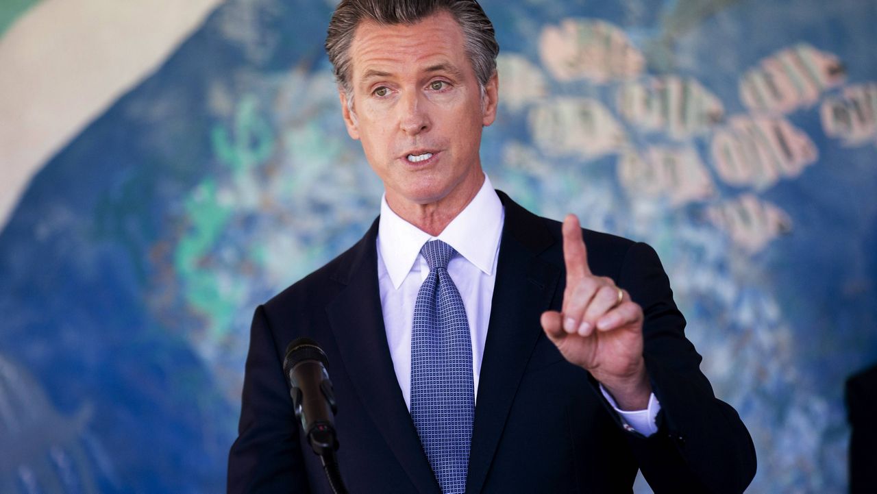 5 things to know about voting in the recall election