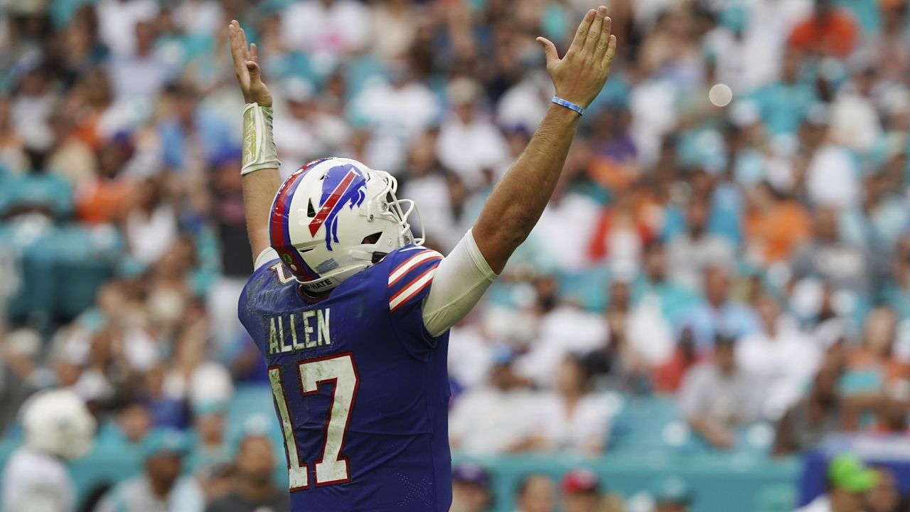 Josh Allen, Stefon Diggs help Bills blow past Dolphins