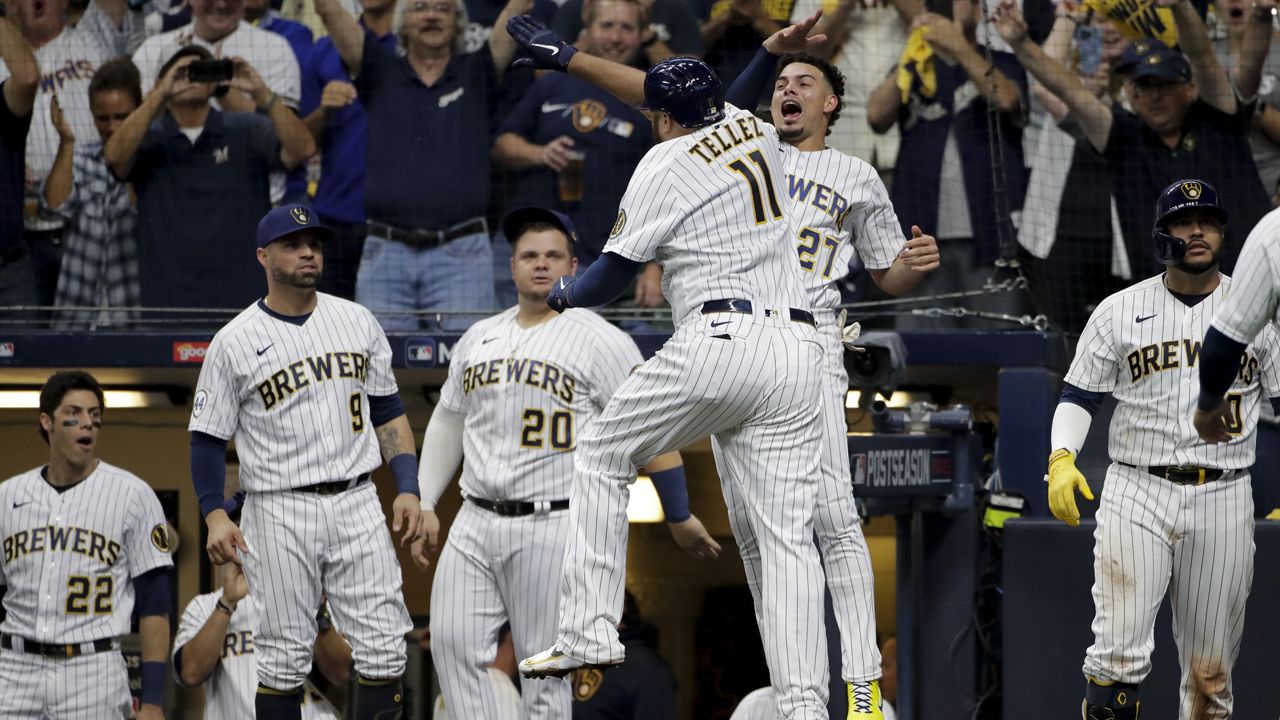 Brewers use their formula to get NLDS Game 1 win