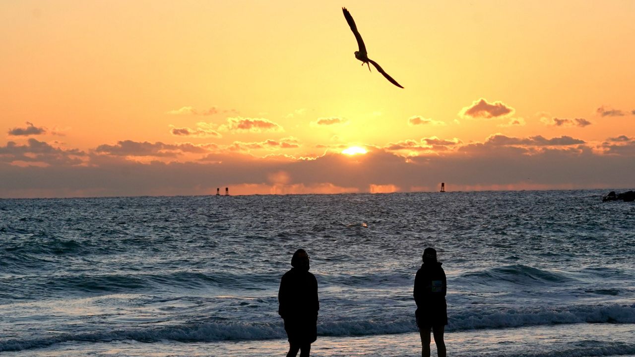 Travel expert offers tips for summer adventures