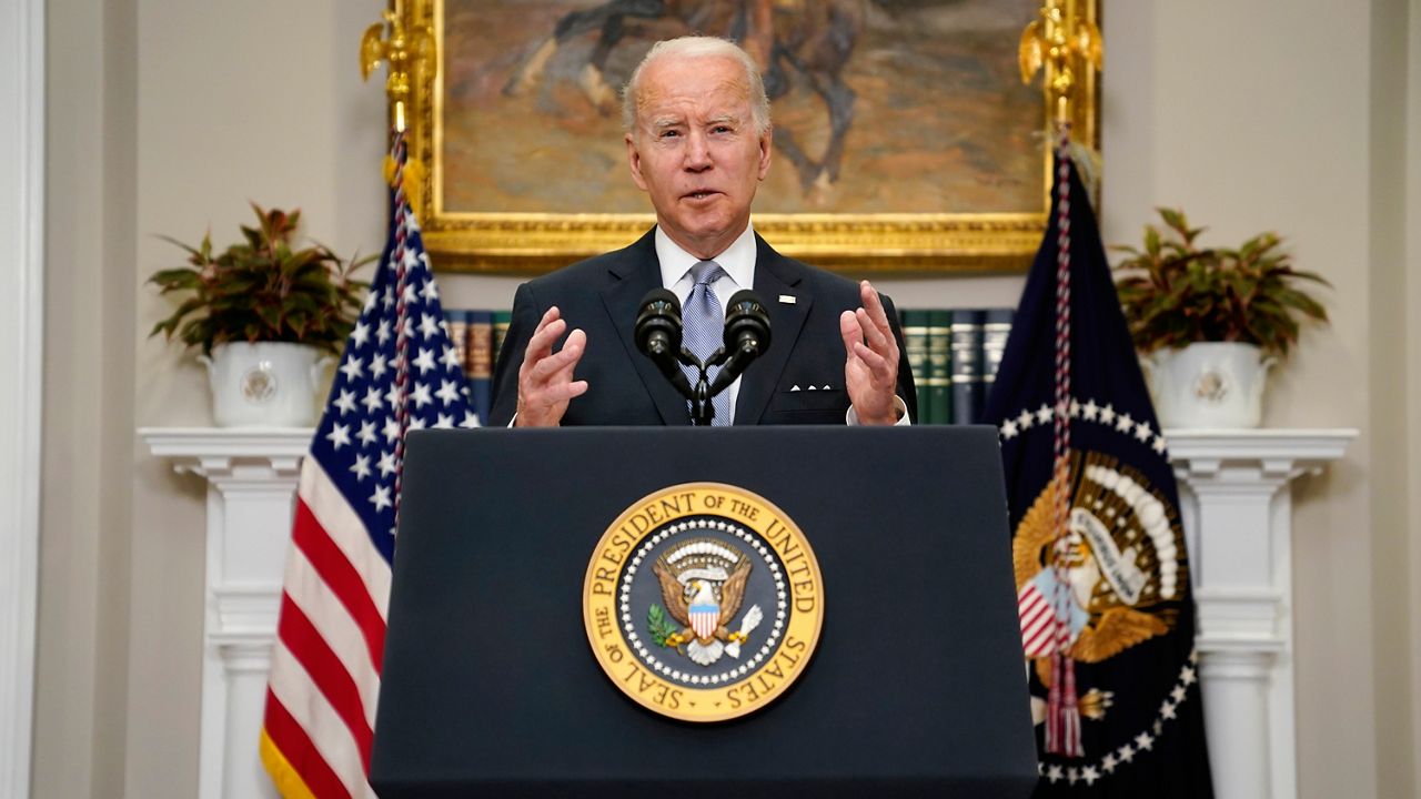 Biden announces $800 million in military aid for Ukraine