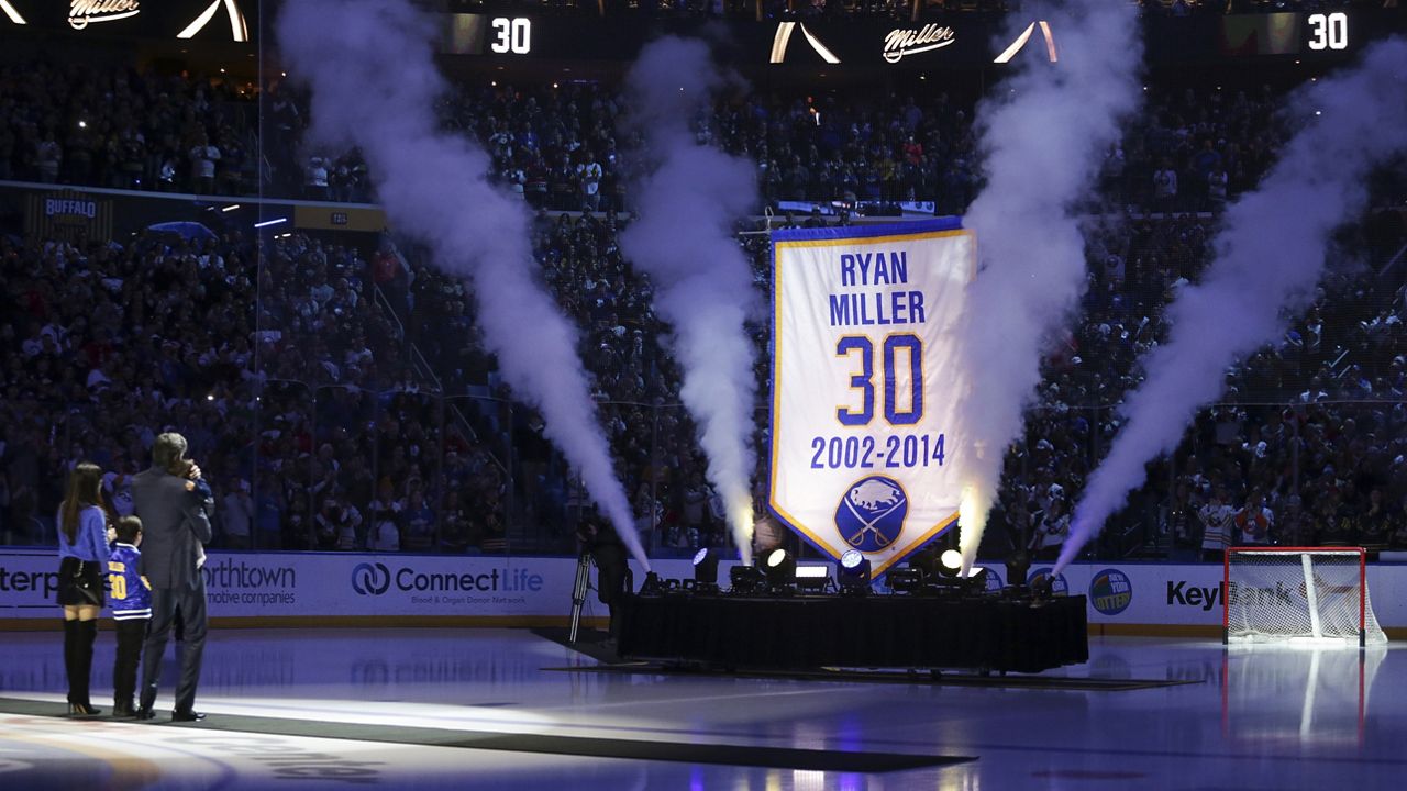 Buffalo Sabres' Ryan Miller wins Vezina Trophy as NHL's top