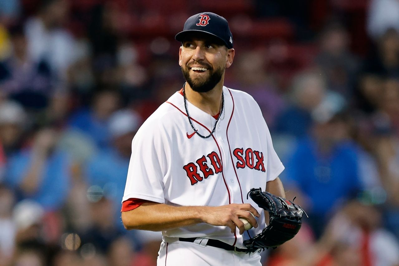 Boston Red Sox sign closer Matt Barnes to 2-year, $18.75 million contract  extension; deal includes club option for 2024 