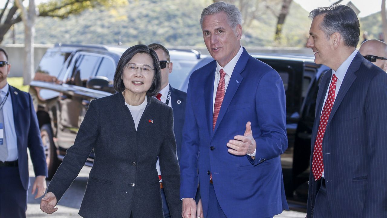 House Speaker Kevin McCarthy, R-Calif., second from right, welcomes Taiwanese President Tsai Ing-wen as she arrives at the Ronald Reagan Presidential Library in Simi Valley, Calif., Wednesday, April 5, 2023. (AP Photo/Ringo H.W. Chiu)