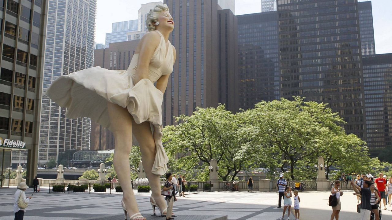 Forever Marilyn Statue Has Become Again Must-See Tourist Attraction