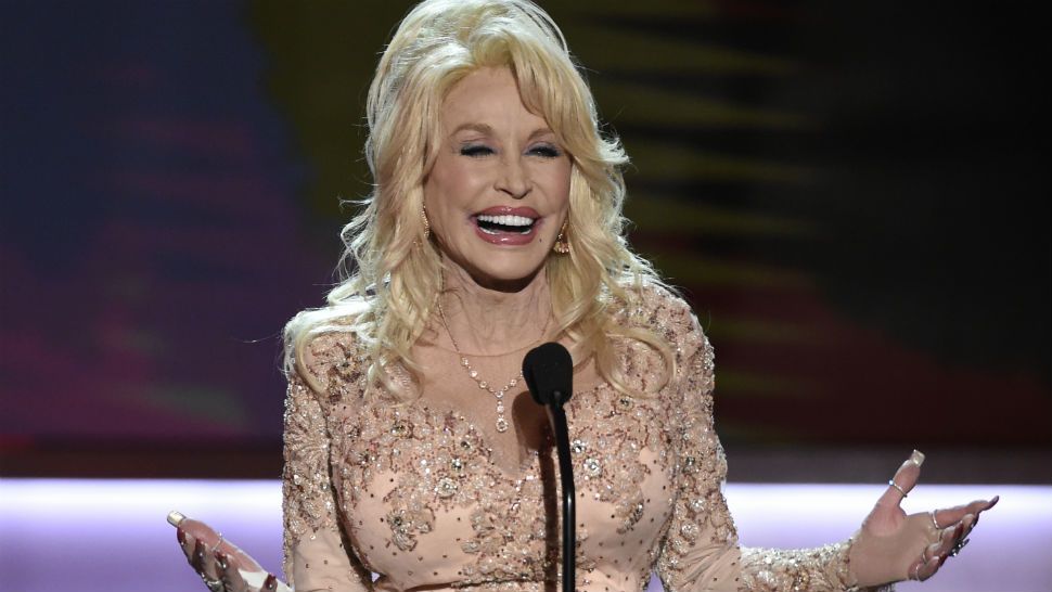 Dolly Parton presents the Lifetime Achievement Award at the 23rd annual Screen Actors Guild Awards at the Shrine Auditorium & Expo Hall on Sunday, Jan. 29, 2017, in Los Angeles. (Photo by Chris Pizzello/Invision/AP)