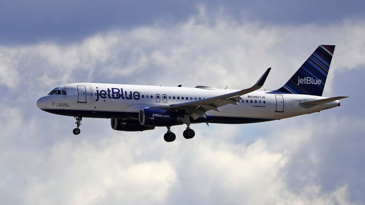 JetBlue Will Now Require Passengers Wear Face Masks