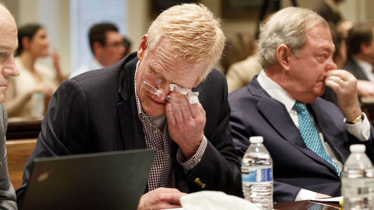 Alex Murdaugh becomes emotional after seeing his family in the courtroom as opening statements begin in his double murder trial at the Colleton County Courthouse in Walterboro, S.C, Wednesday, Jan. 25, 2023. (Grace Beahm Alford/The Post and Courier via AP, Pool)