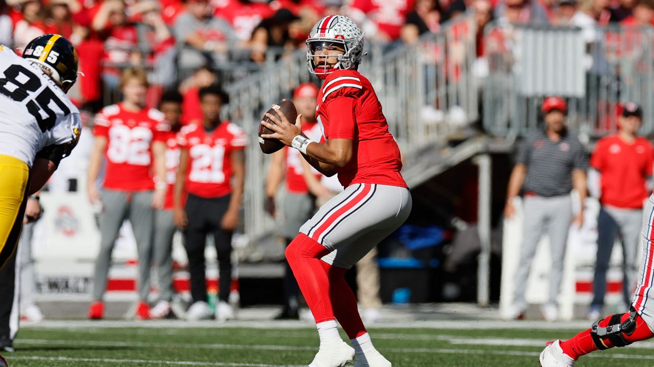 Maryland Terrapins QB C.J. Brown leaves game after taking hit to