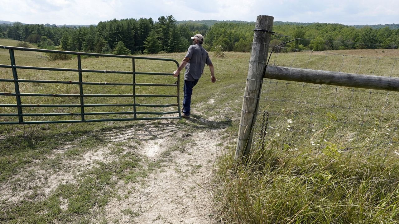 Post & Wire Fences, Servicing VT, NY, and NH