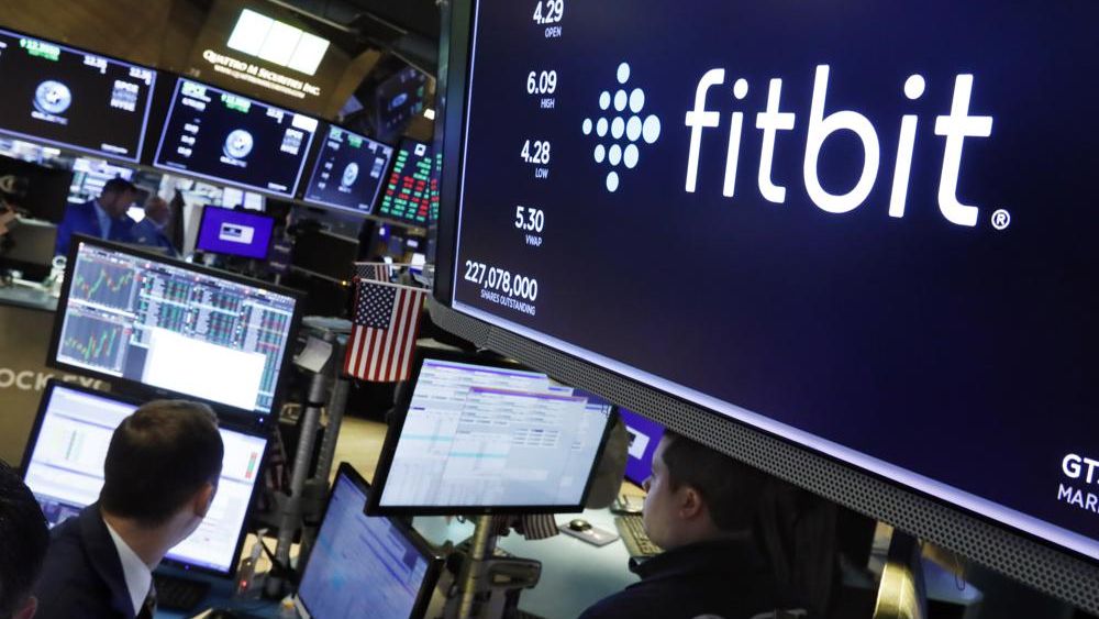 Fitbit recalls 1 million Ionic watches after burn injuries