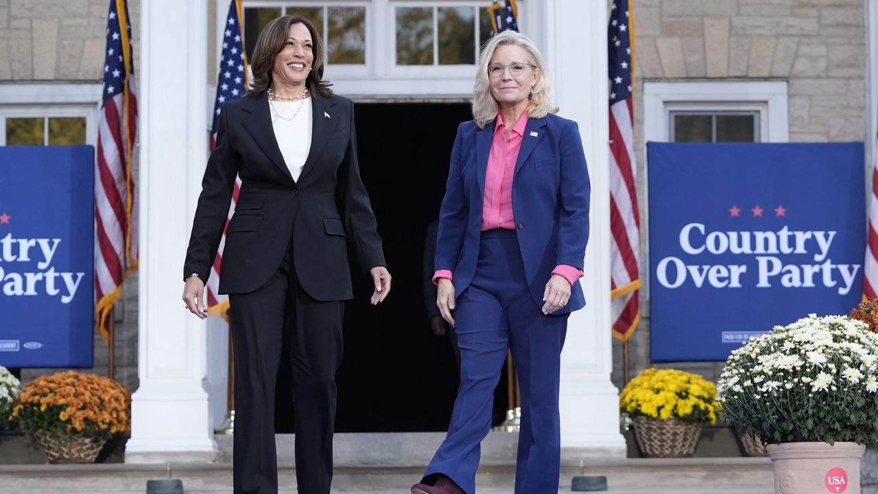 Liz Cheney stumps with Harris in Wisconsin
