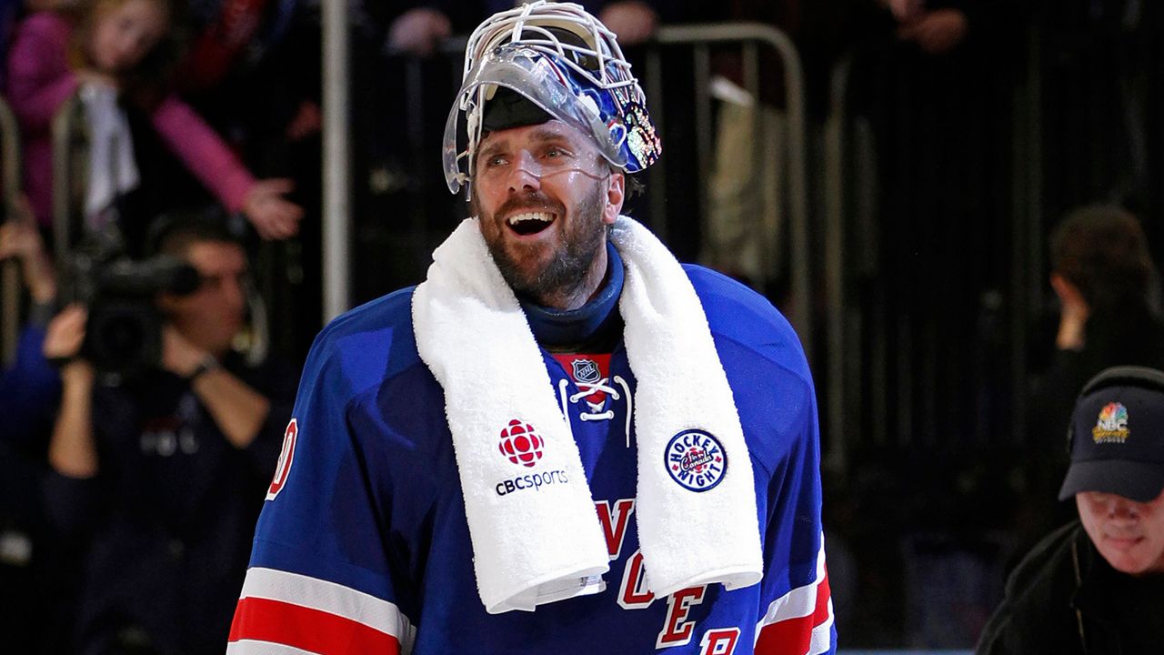 Henrik Lundqvist Signs One-Year Contract With Capitals - The New