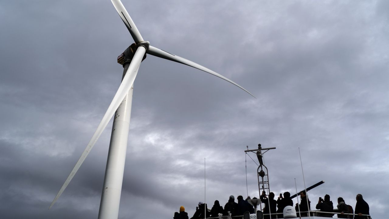 Biden Administration Approves Nation's First Major Offshore Wind Farm - The  New York Times