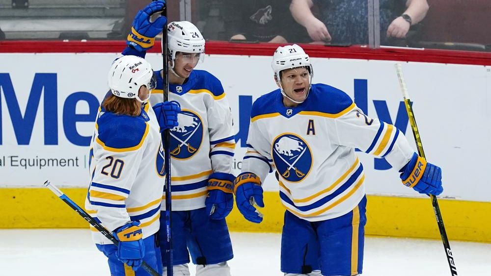 Sabres face the Blues on 4 game slide