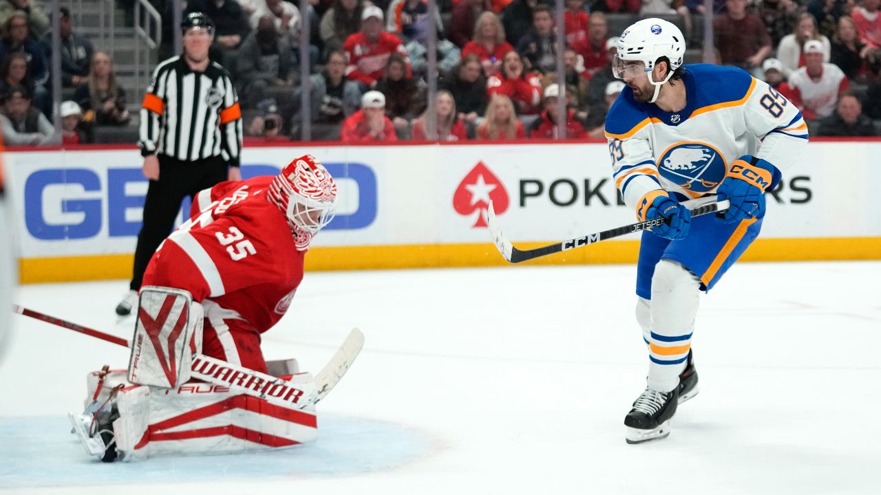 Thompson has 3 goals, 3 assists as Sabres beat Red Wings